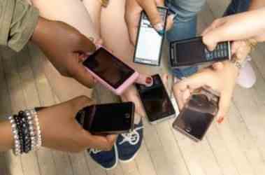 Мобильные телефоны и смартфоны: различия
