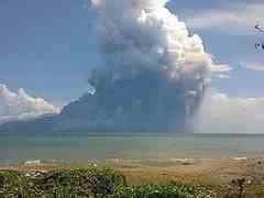 Извержение вулкана в Индонезии: новые подробности