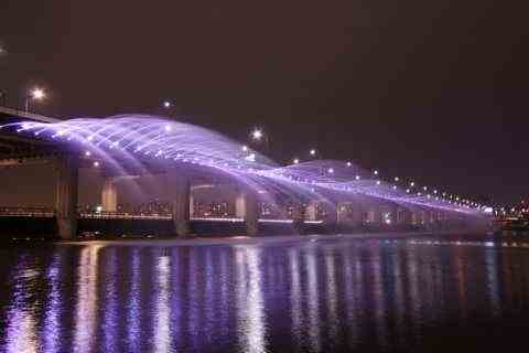 Мост Банпо в Сеуле