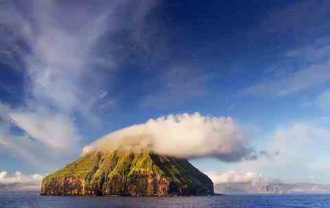 Облачная корона. Луйтла-Дуймун, Фарерские острова