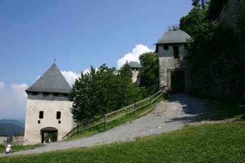 Замок Гохостервитц