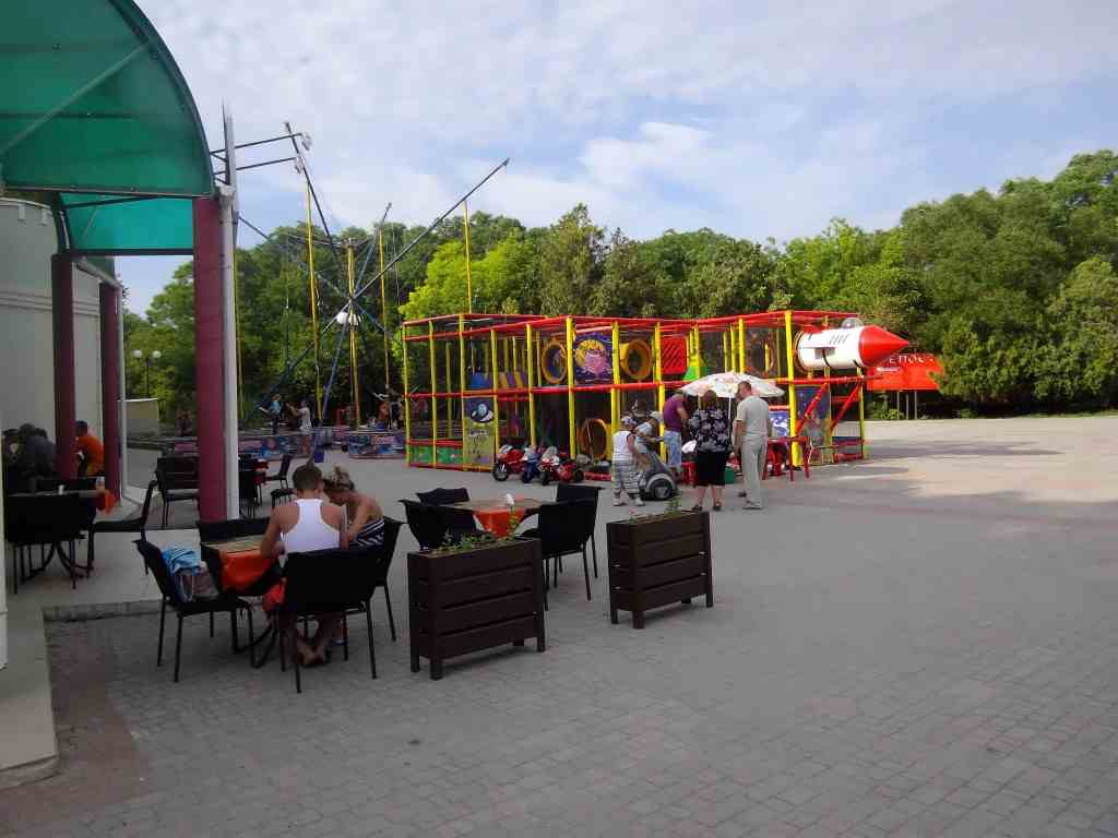 парк в черноморском